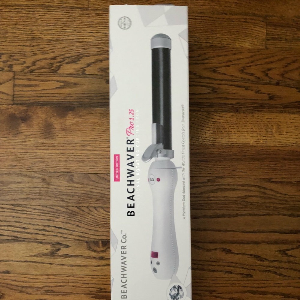 Beachwaver Pro 1.25 limited edition.